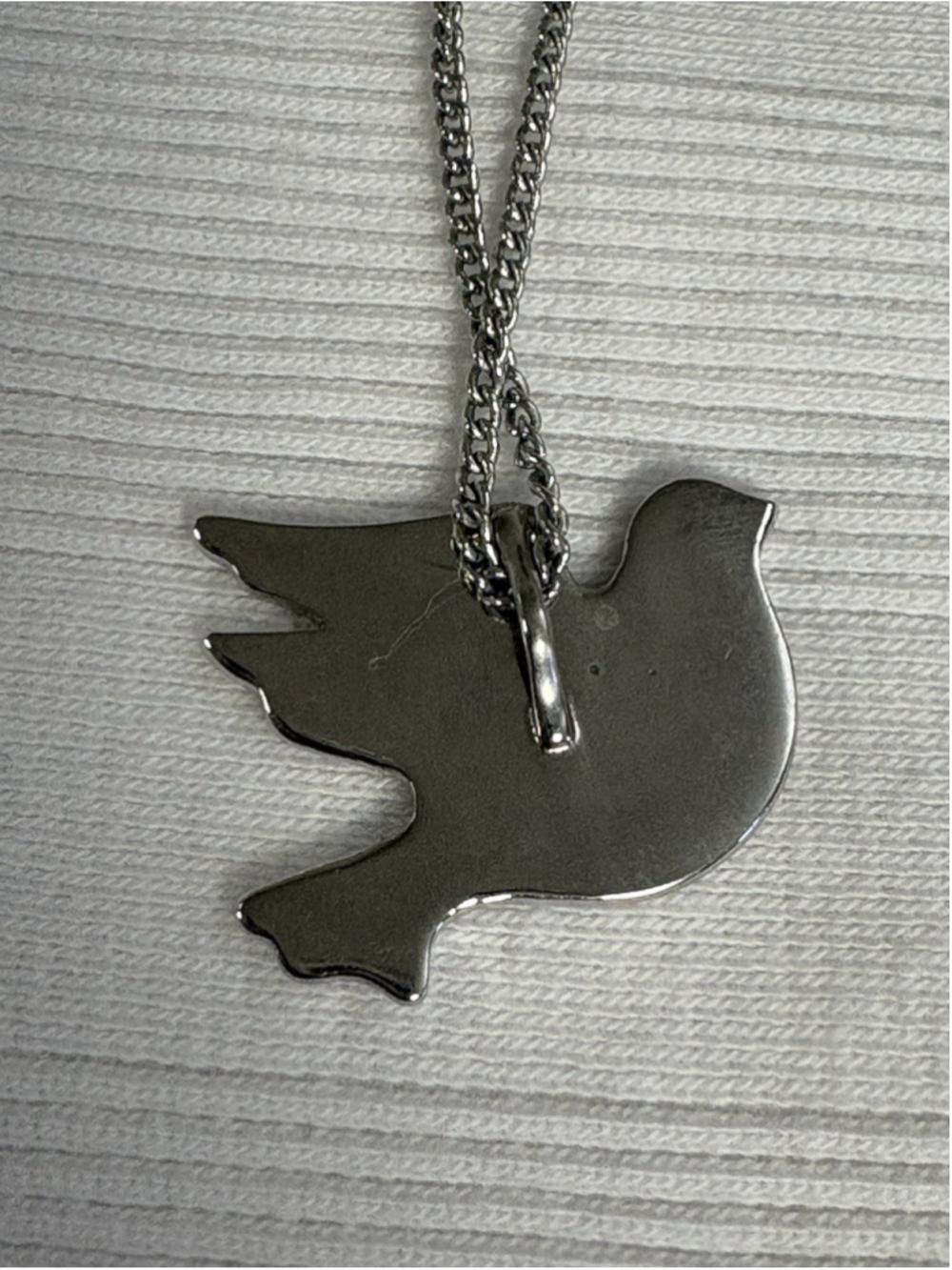 Vintage Avon Necklace Silver Tone Dove Pendant Blue Stone 1970s era - 19" chain - Picture 4 of 6